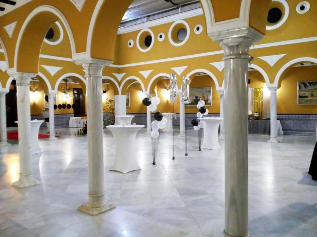 Hotel Puerto De Palos Palos de la Frontera Luaran gambar